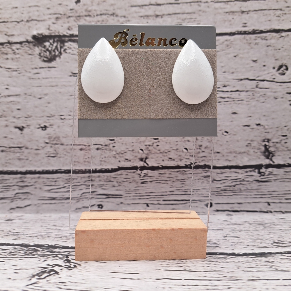 Clip On Earrings Vintage